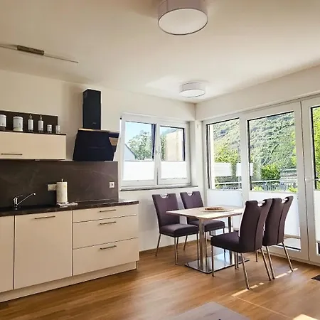 - Riesling Ambiente - Im Weingut Andries